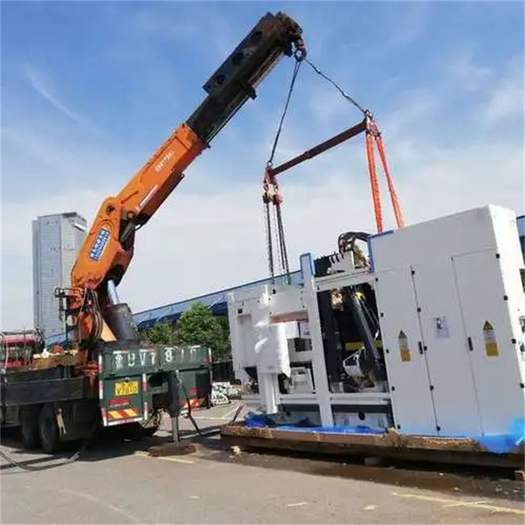 华南热作学院附近小吊车联系方式|8-16吨|本地及时服务