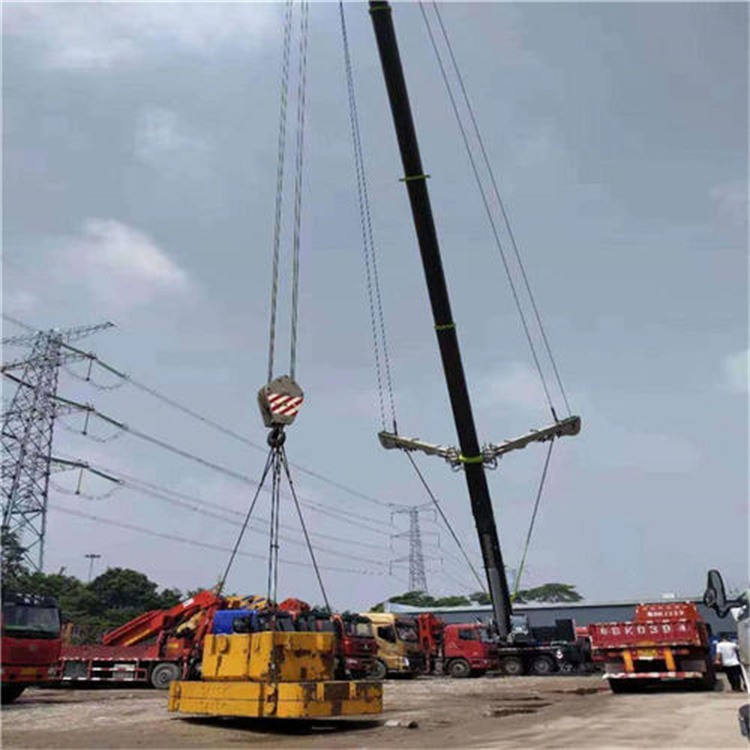 华南热作学院风电设备吊装